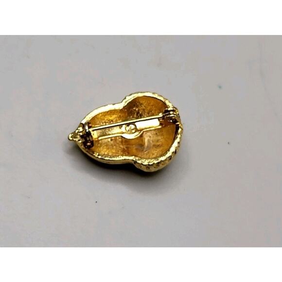 Vintage 1960s Gold Tone Acorn Brooch & Screw Back Earrings Set Patent 3176475 - Picture 6 of 10